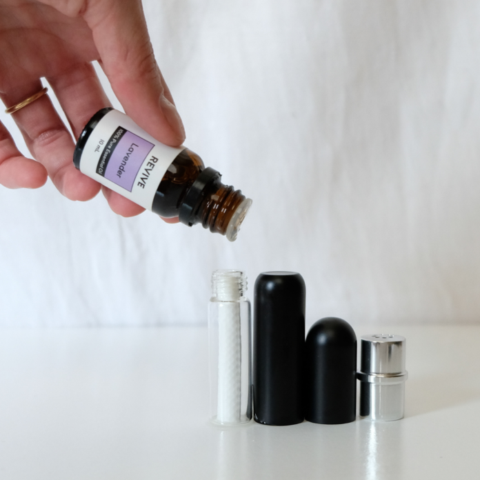 Personal inhaler with Lavender