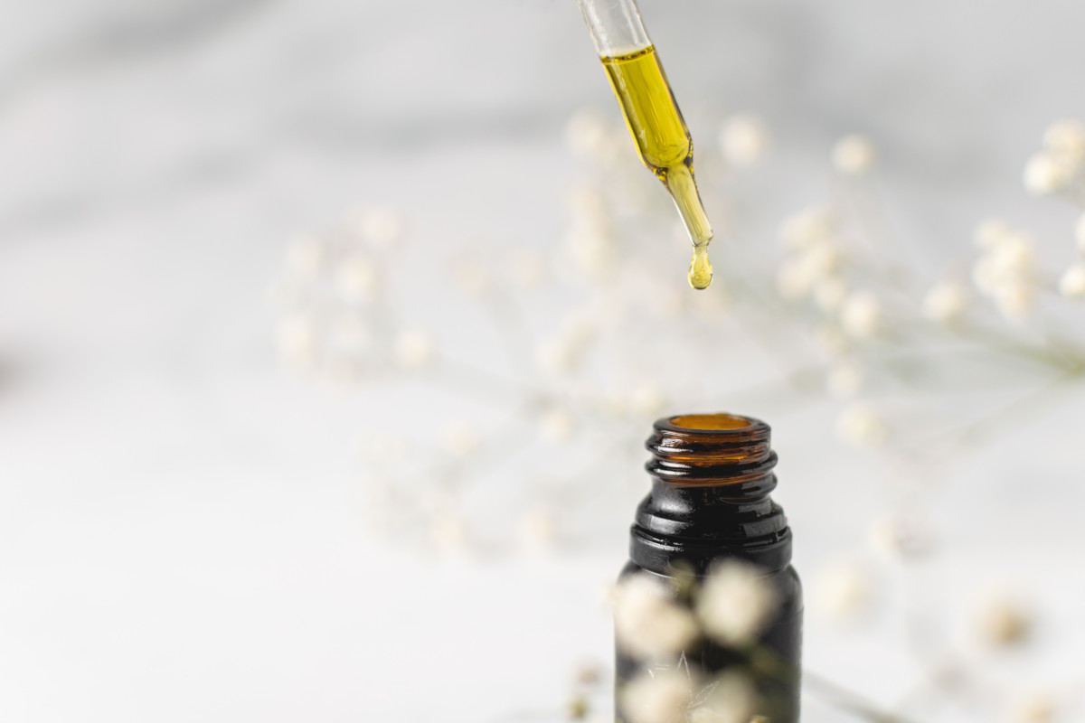 What Is The Best Carrier Oil For Essential Oils? REVIVE Essential Oils