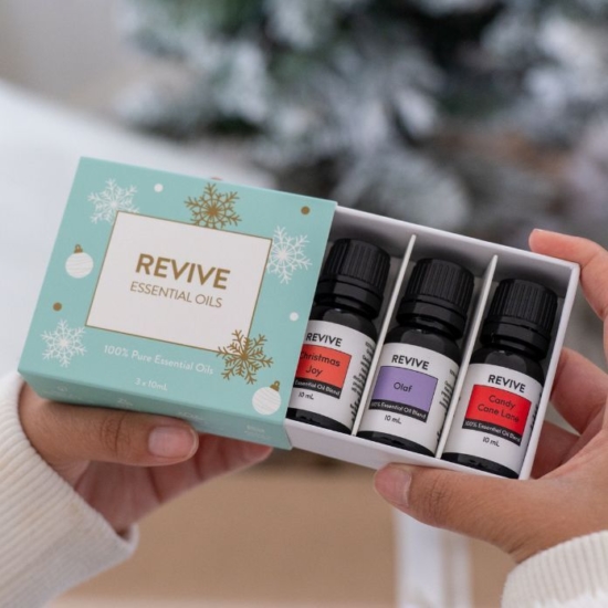 This kit includes Christmas Joy, Olaf, Candy Cane Lane + a limited edition Holiday Gift Box!
A $40 Value for $28.
That's a savings of 30% when you buy the Kit!"
 


	
		
			
Free Shipping & Returns

		 
	 


	
		
			
GC/SM tested (Certified Pure)


		 
	 


	
		
			
No MLM Hassle